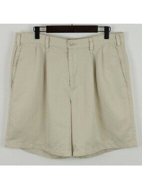 Dockers Golf Men's Size 34 Tan Pleated Bermuda Golf Shorts